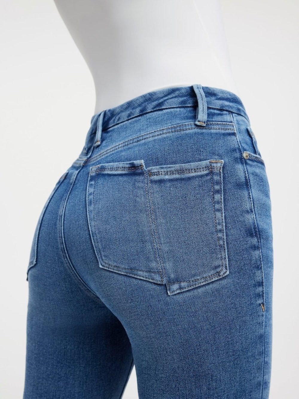 GOOD AMERICAN Good Waist Skinny Waist Cinching High Rise Skinny Fit Jeans